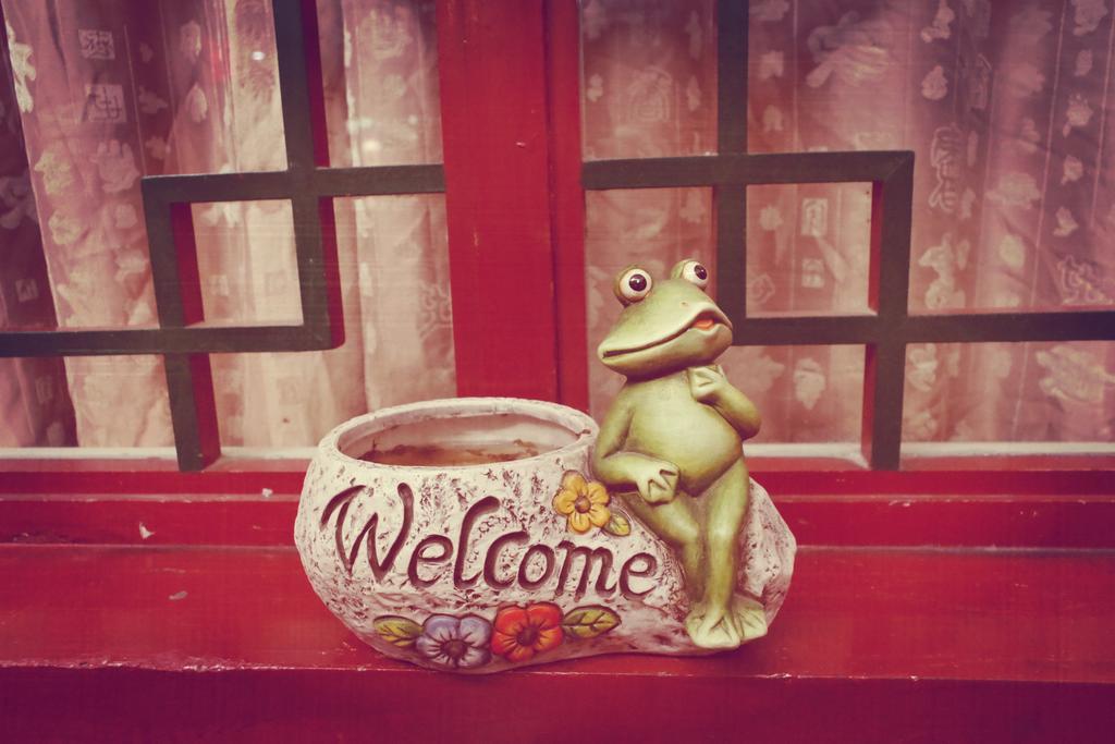 Three Legged Frog Hostel Beijing Eksteriør billede
